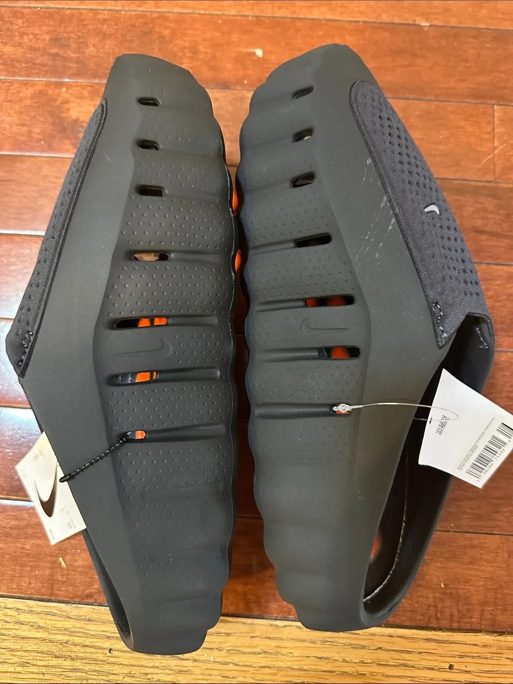 Nike Mind Black Slip-On Clog